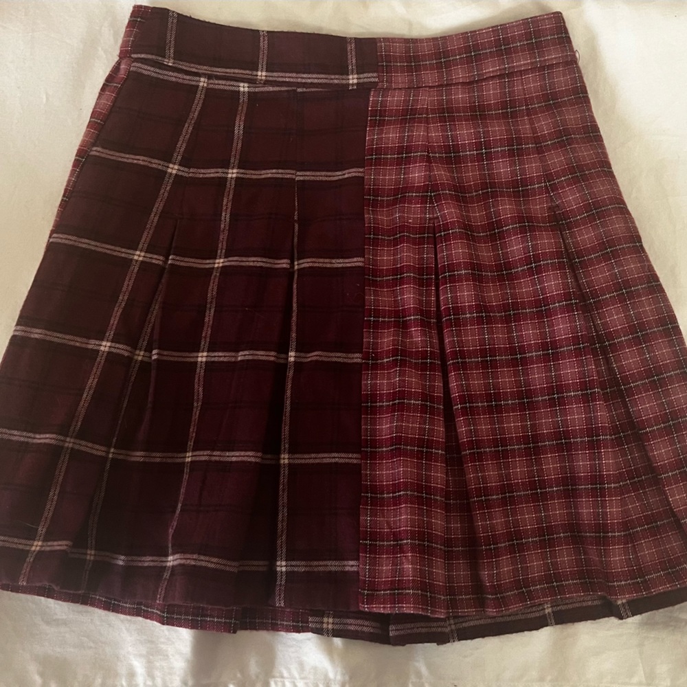 hollister red split plaid skirt